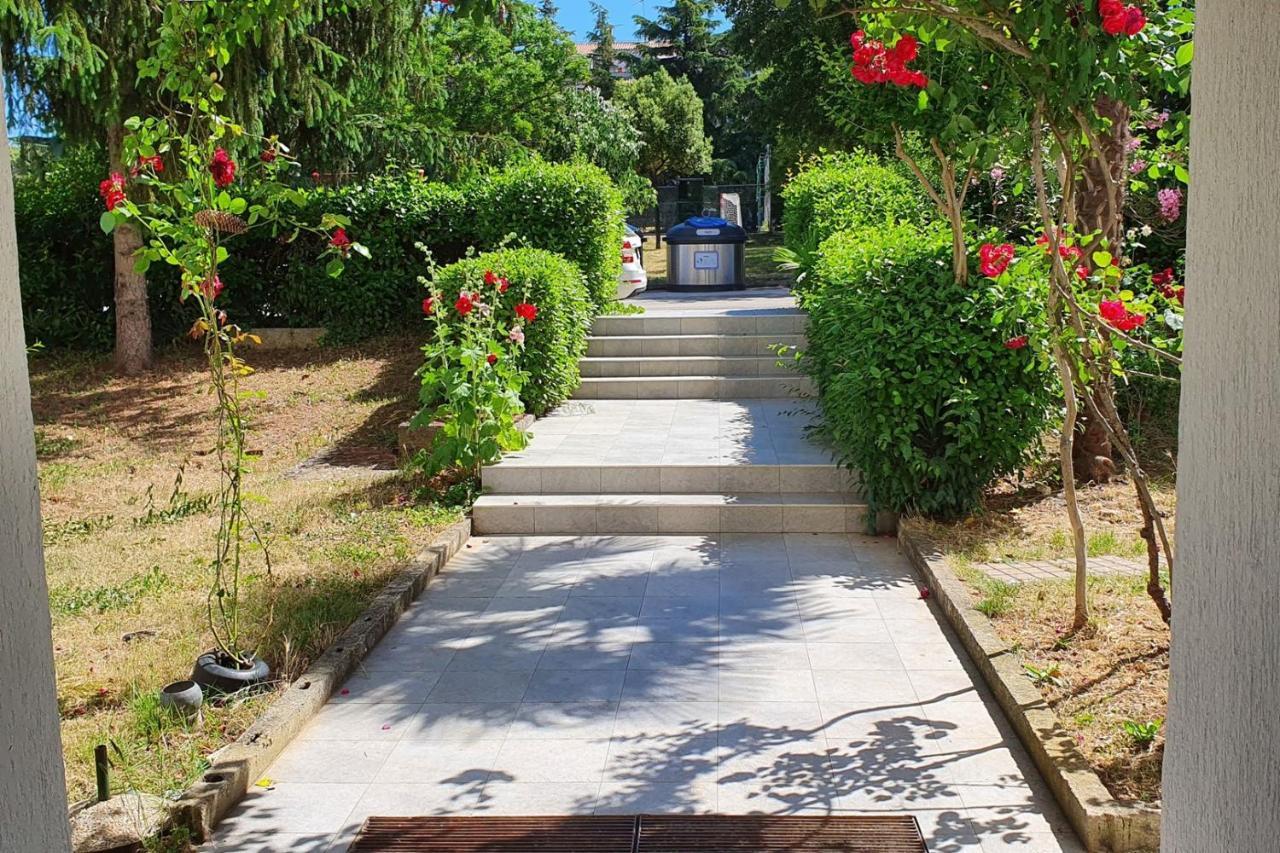Studio Apartment Ljubica For 2 Persons 150M From The Beach Poreč Eksteriør billede